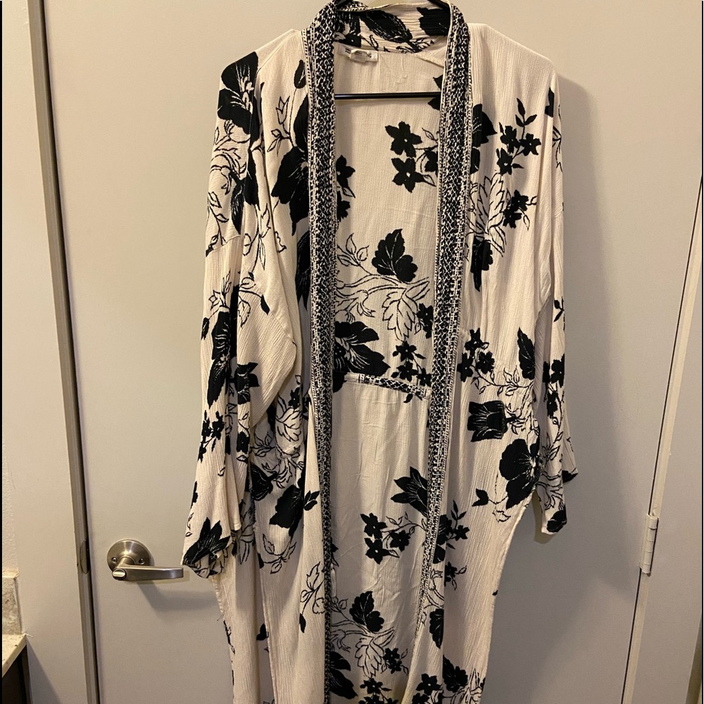 Billabong cardigan/kimono